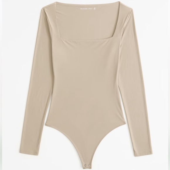 Abercrombie & Fitch Soft Matte Seamless Long-Sleeve Squareneck Bodysuit - Picture 1 of 3